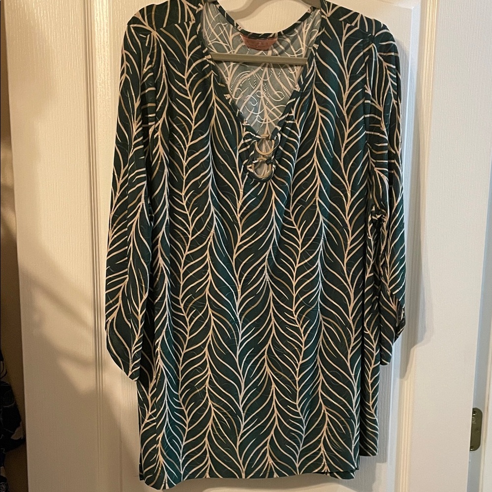Amiana Forest Green and Cream Patterned Blouse